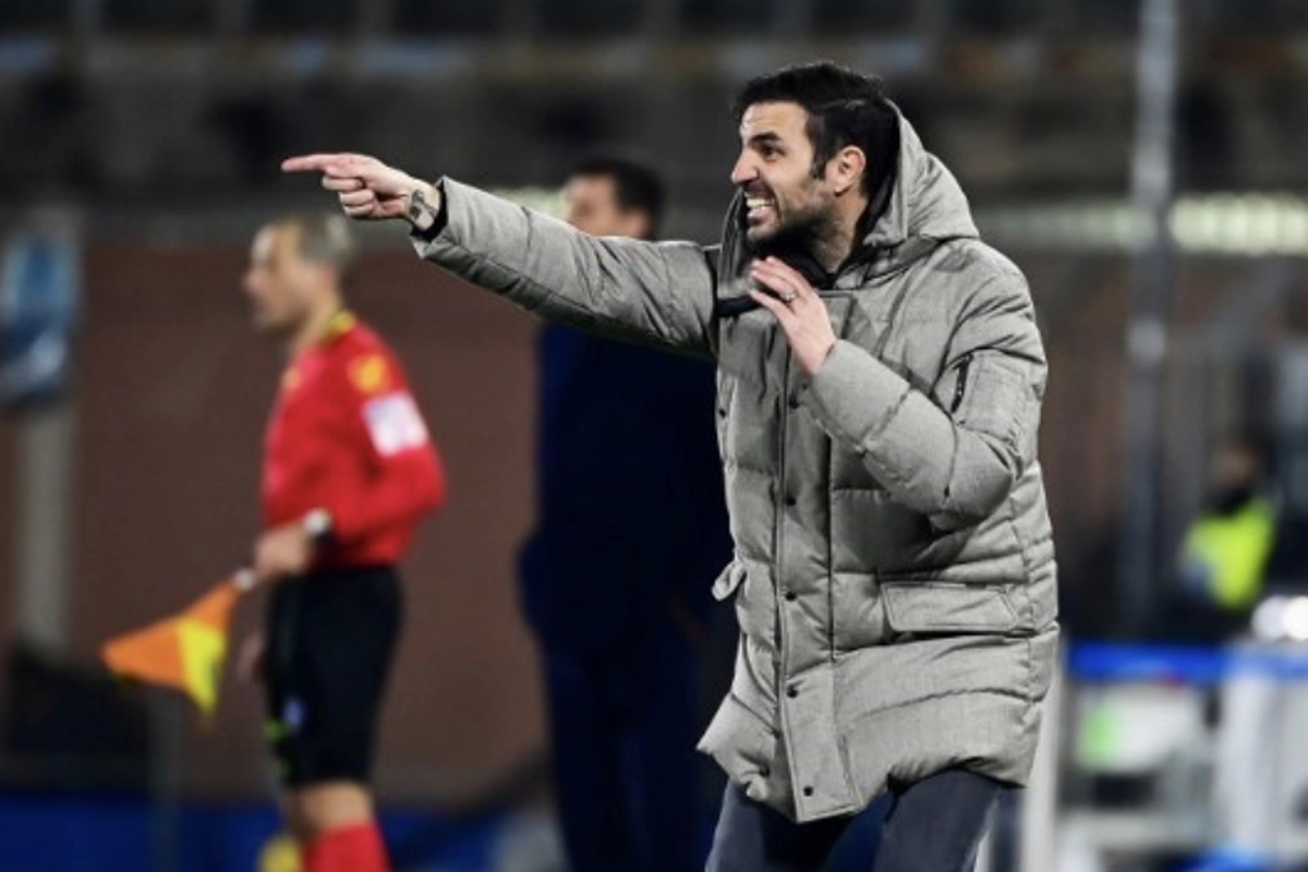 Akui Terapkan Gaya Conte di Como, Fabregas: Saya Percaya Metodenya