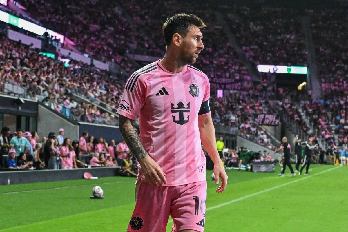 Video Dukungan Lionel Messi untuk UE Cornella yang Berjuang Promosi