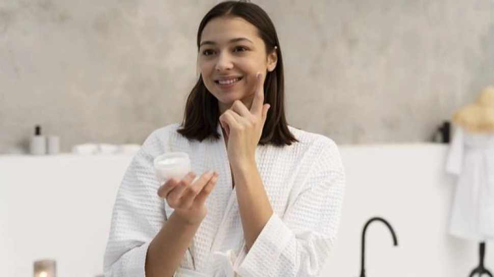 4 Rekomendasi Moisturizer Viva untuk Malam Hari, Wajah Cerah Anti Kusam