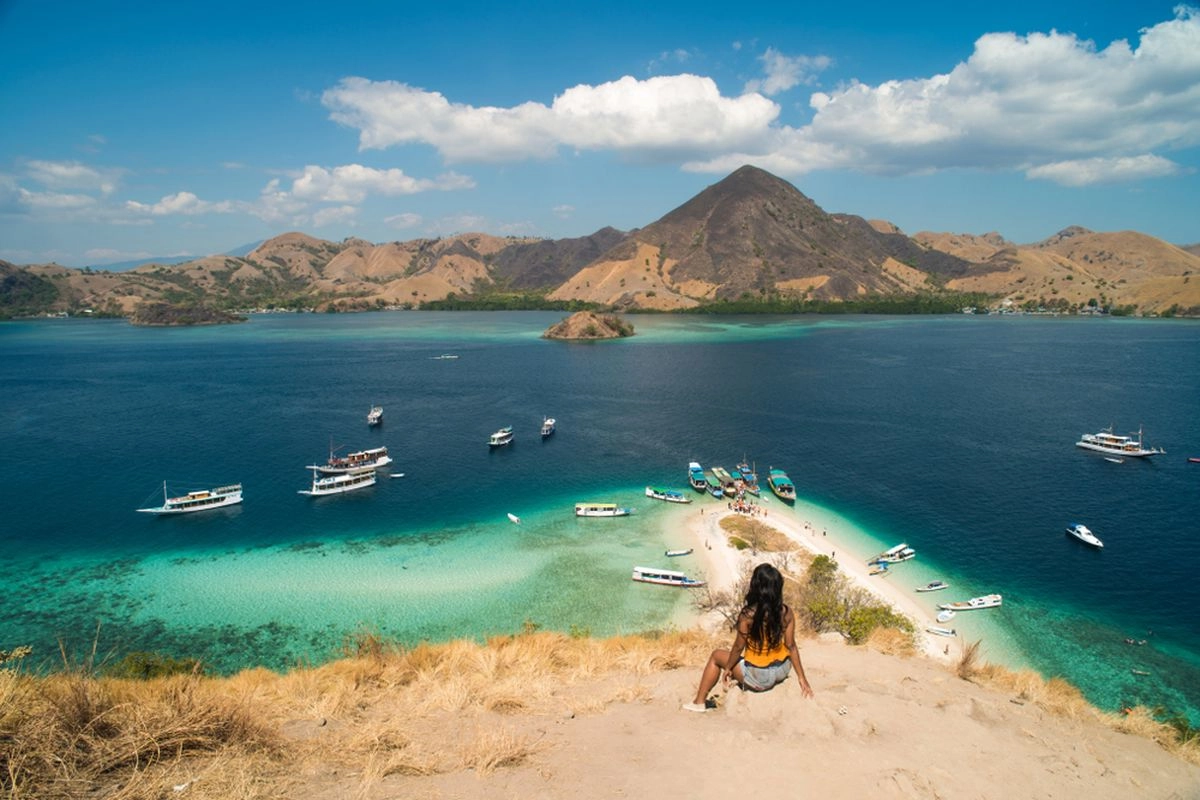 10 Wisata di Labuan Bajo Selain Komodo, Ada Bukit, Pantai, hingga Desa Adat