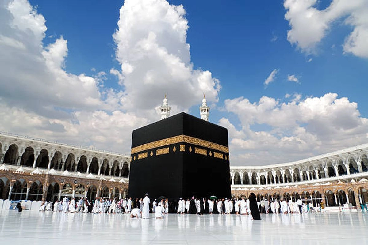 Emiten Travel Haji dan Umrah HAJJ Raup Pendapatan Rp 287 Miliar, Ditopang Segmen Hotel