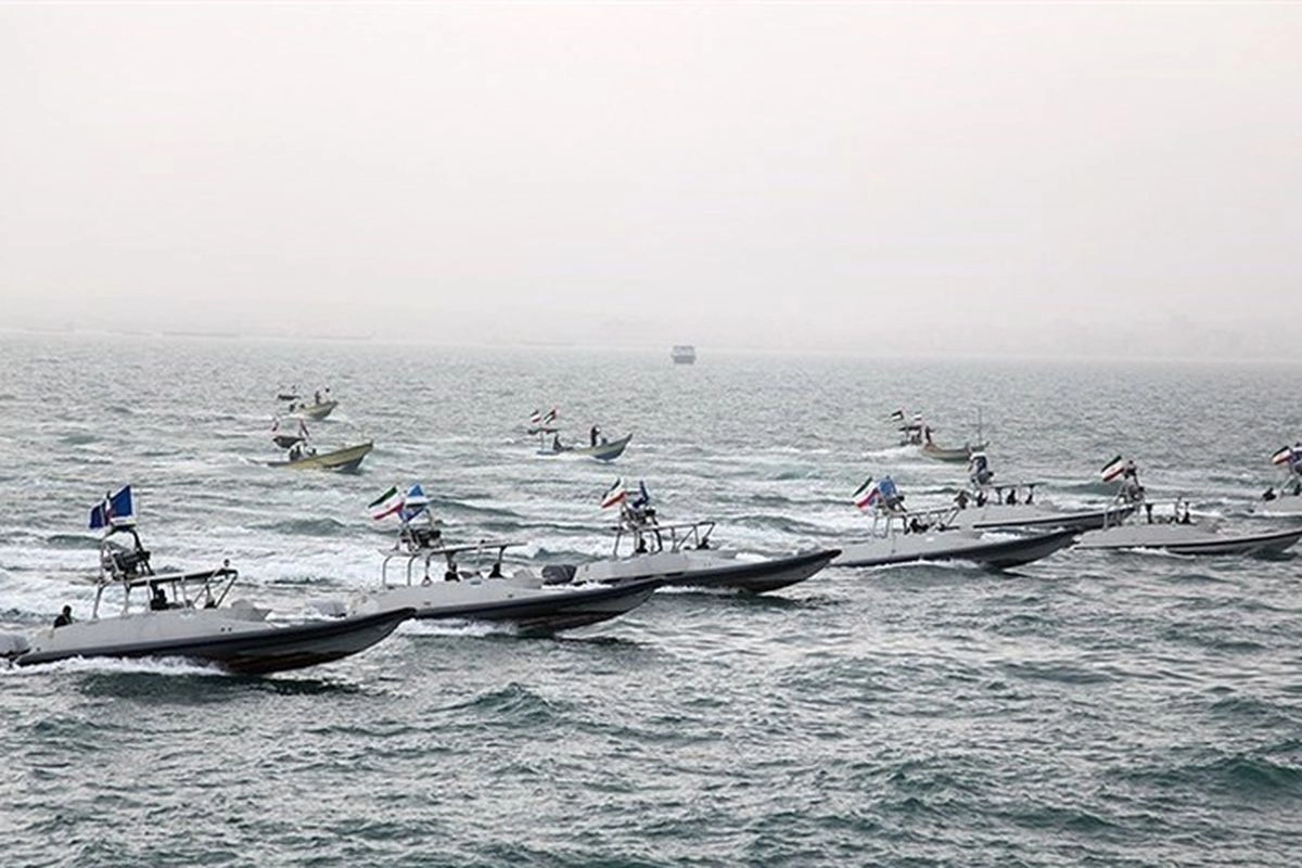 Makin Memanas, AS Klaim Serang 7 Kapal Iran di Selat Hormuz