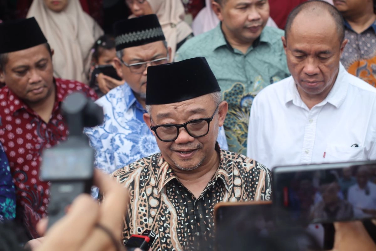 Benarkah Guru Non-ASN Tak Boleh Mengajar Tahun 2027? Ini Kata Mendikdasmen