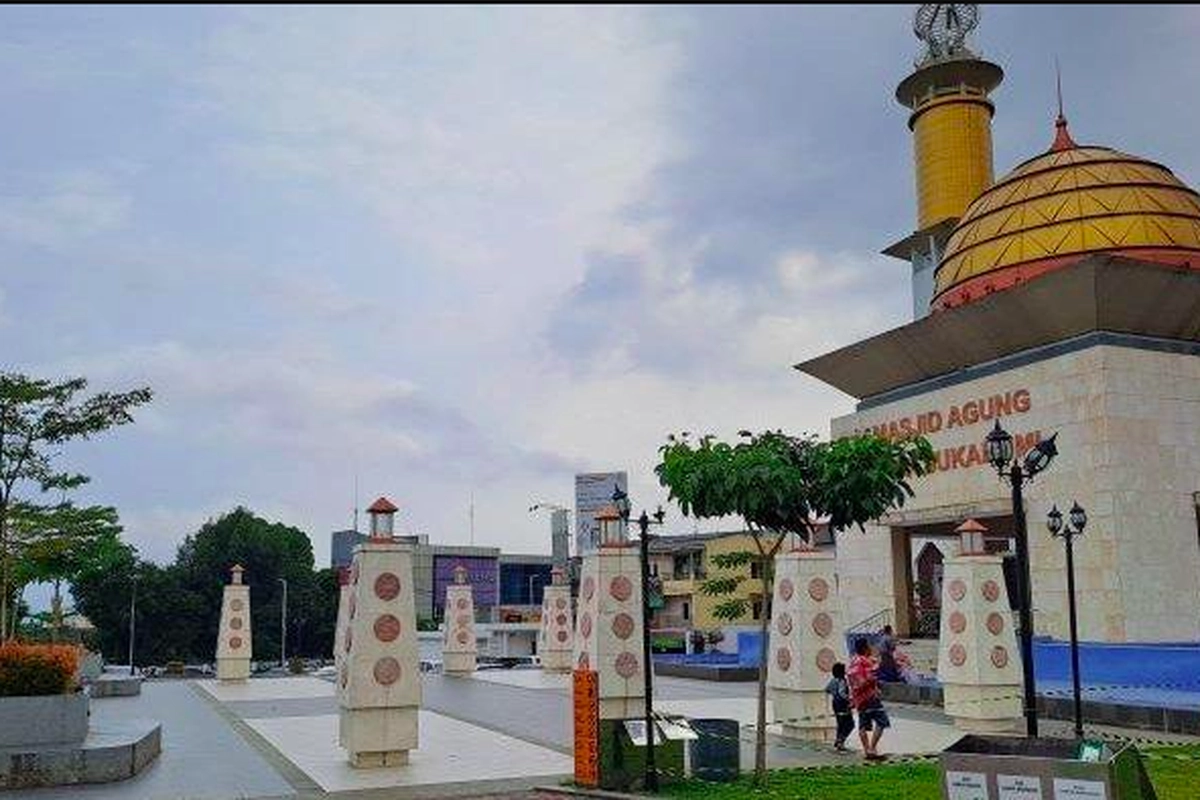Sehari di Sukabumi: Wisata Kuliner, Heritage, hingga Ngopi Santai