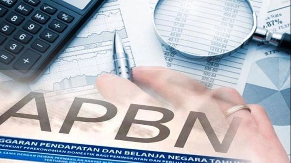 Pengamat Ingatkan Efek Pelemahan Rupiah Bikin APBN Berdarah-darah