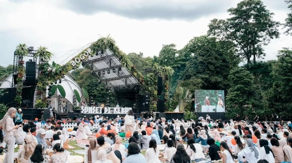 Musik Jadi Cara Baru Kenalkan Konservasi ke Generasi Muda lewat Sunset di Kebun 2026