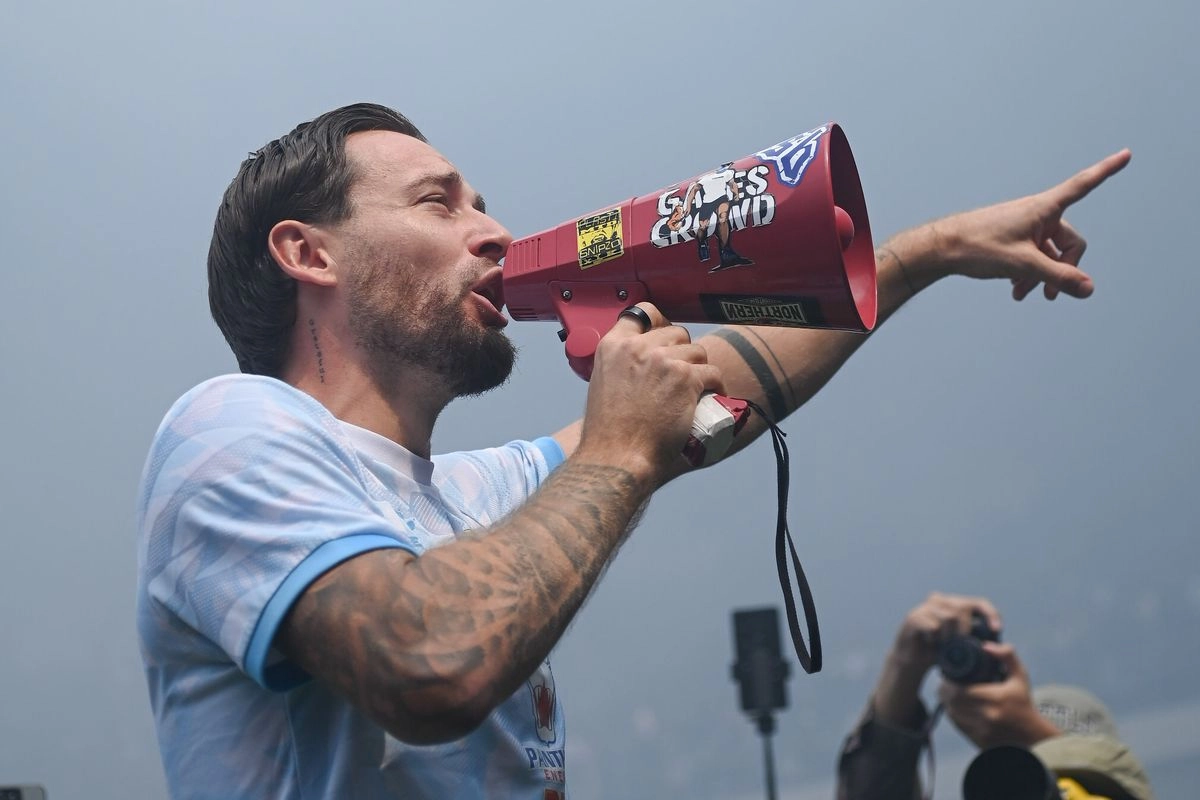 Ketum Viking Respons Laporan The Jakmania soal Marc Klok