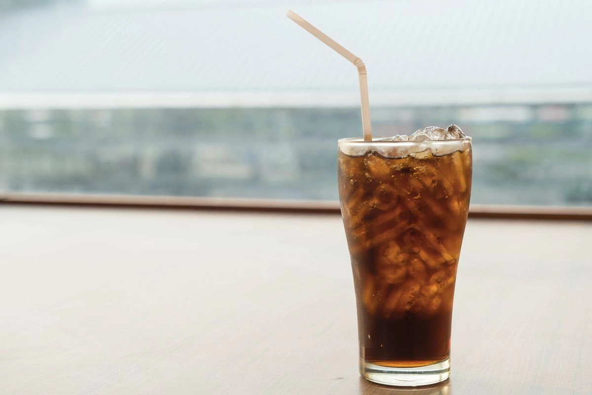 Studi Ungkap Sering Minum Soda Bisa Sebabkan Stres pada Perempuan