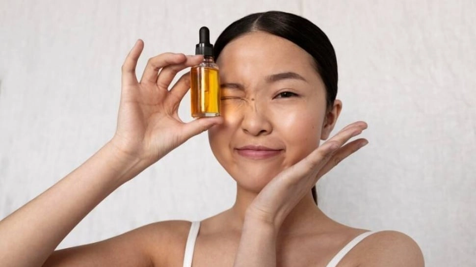 Retinol Vs Retinal, Mana yang Lebih Ampuh untuk Anti Aging dan Jerawat?