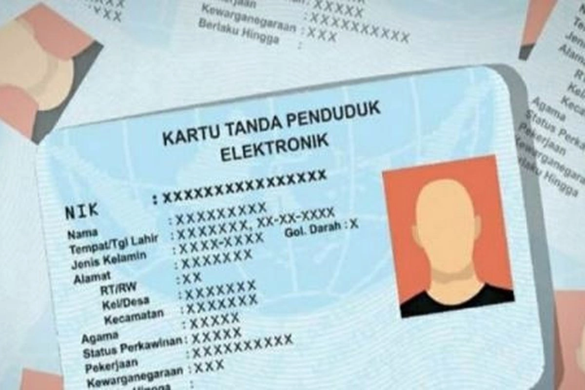Antara E-KTP, Fotokopi, dan Mesin Card Reader...
