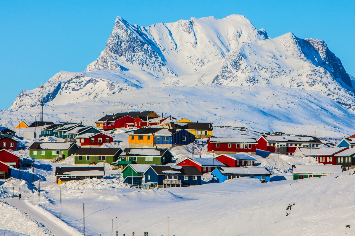 Bapak-bapak Misterius Tawarkan Rp 3,5 M ke Warga Greenland untuk Gabung AS