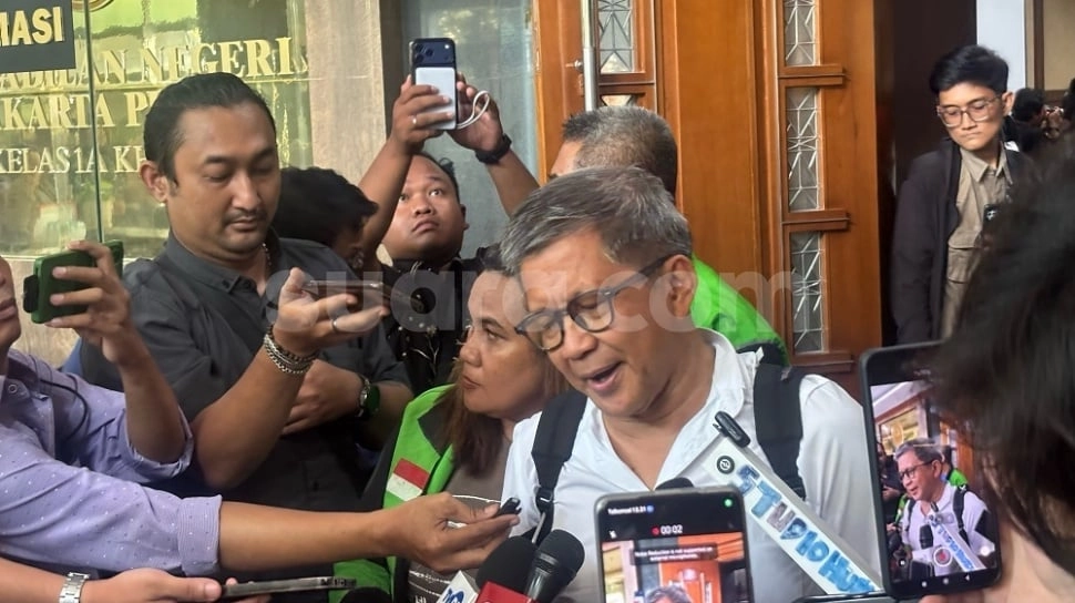 Hadiri Sidang Nadiem Makarim, Rocky Gerung: Jaksa Pintar, Tapi Kelelahan