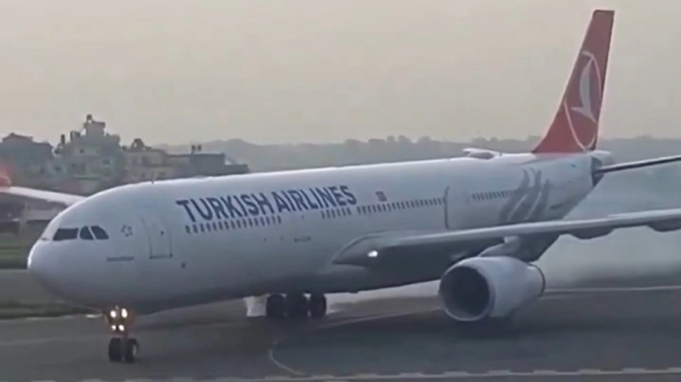 Pesawat Turkish Airlines Terbakar Saat Mendarat di Nepal, 277 Penumpang Dievakuasi