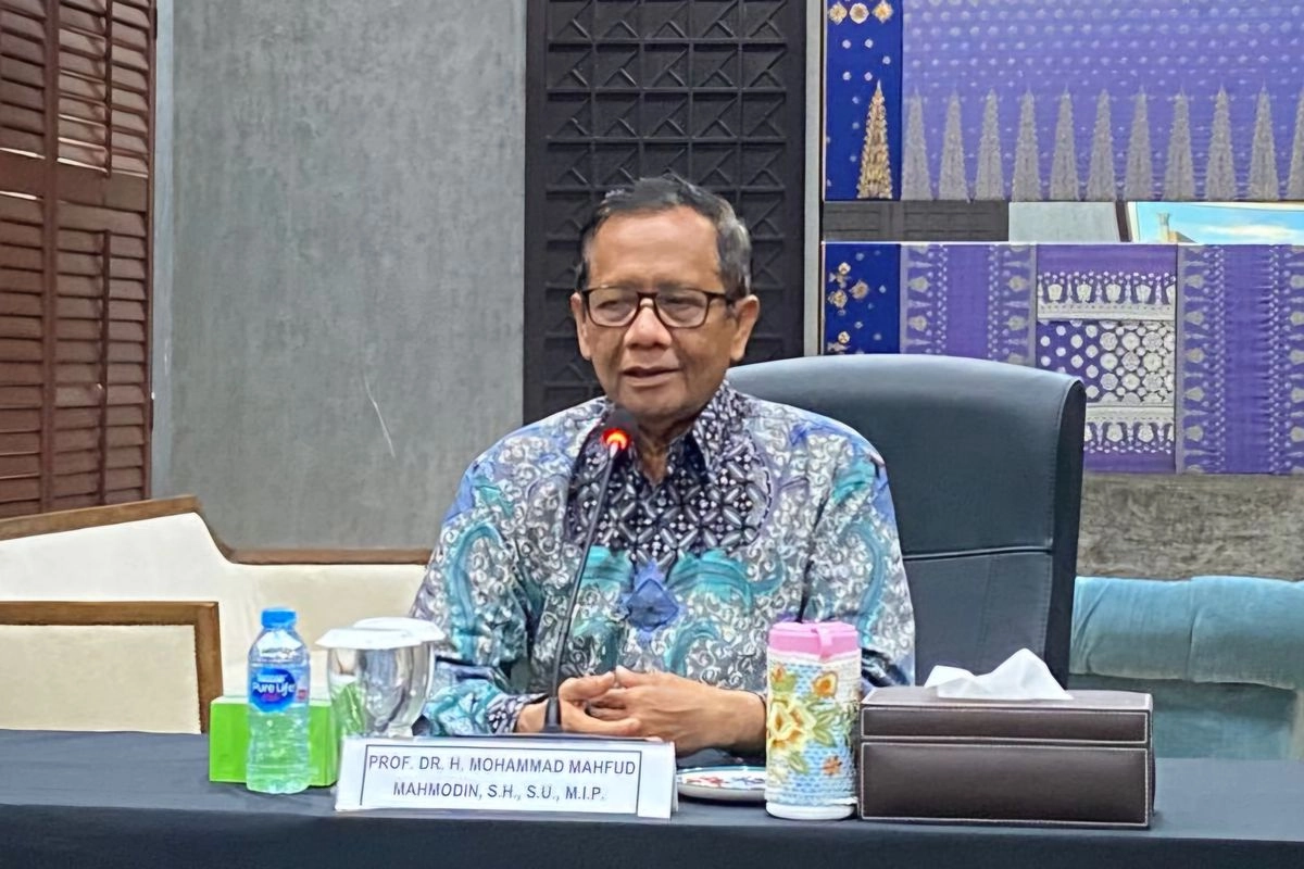 Isi Percakapan Mahfud MD dan Jokowi Saat Bertemu di Acara Pernikahan Anak Soimah