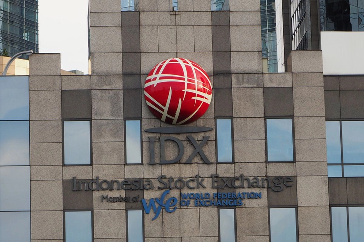Bukan Turun Level, OJK Target Bursa RI Bisa Setara Wall Street