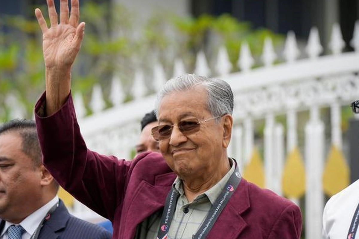 Disebut Diktator, Eks PM Malaysia Mahathir Mohamad Tak Peduli