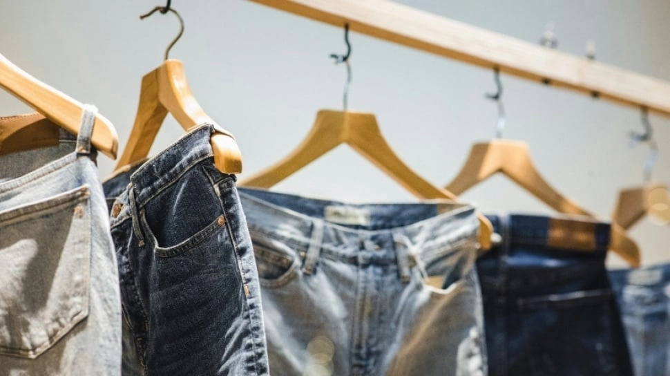6 Tips Mencuci Celana Jeans agar Warnanya Tidak Pudar, Sederhana tapi Kerap Terlewat