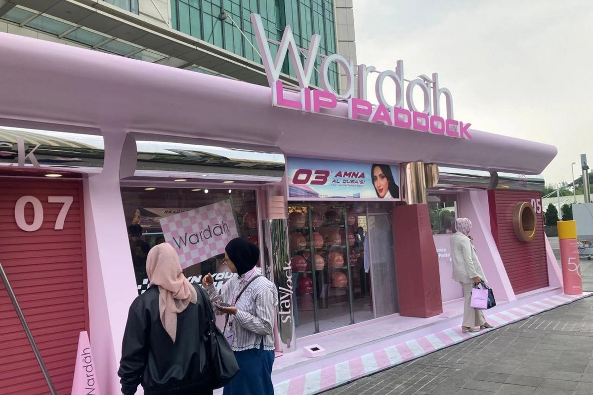 Saat Dunia Balap Bertemu Kecantikan di Wardah Lip Paddock Senayan City