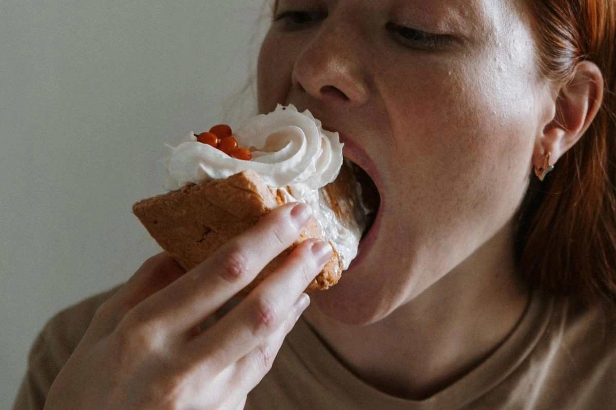 6 Makanan yang Baik Dikonsumsi Menjelang Menstruasi Menurut Ahli