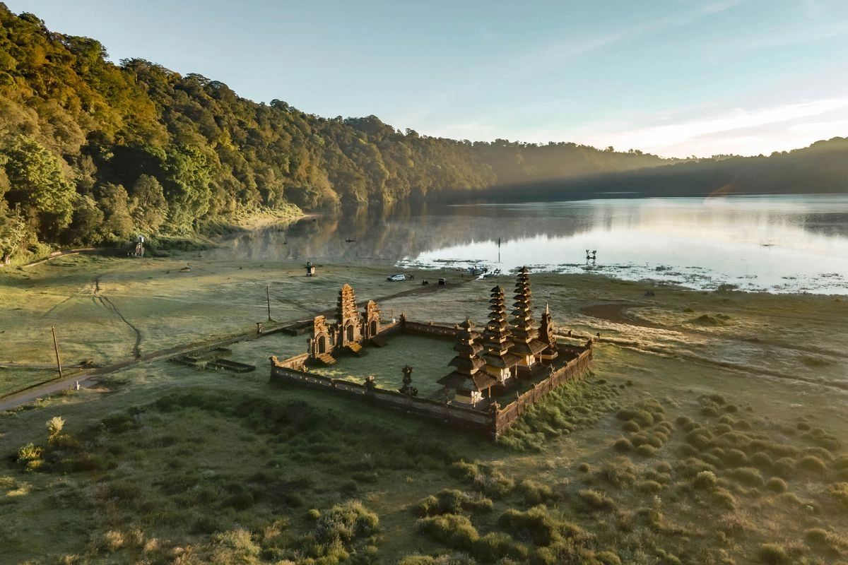 7 Wisata Bali Utara, Sisi Lain Bali yang Sepi dan Menenangkan