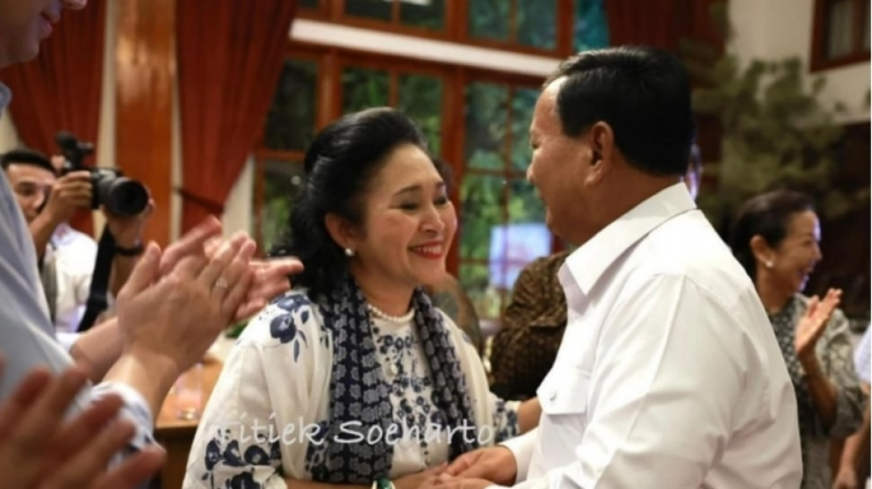 Pernyataan Prabowo Bikin Riuh, Sebut 'Mbak Titiek' Pusing Gara-gara Dolar