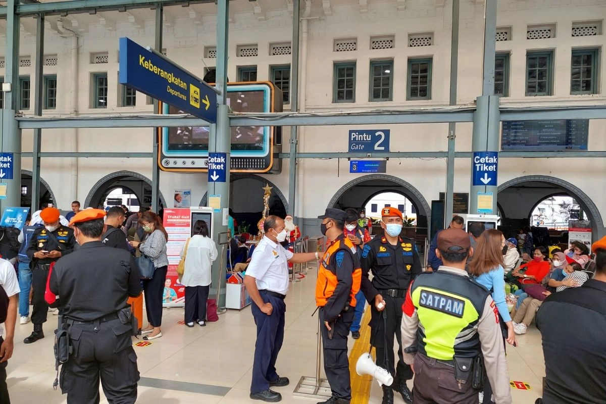 Daftar 10 Stasiun Kereta Api Terfavorit Selama Long Weekend Mei 2026