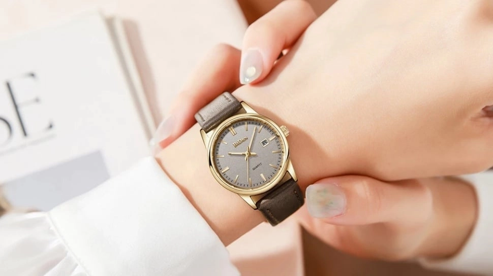 5 Rekomendasi Jam Tangan Wanita Model Antik, Harga Mulai Rp40 Ribuan!