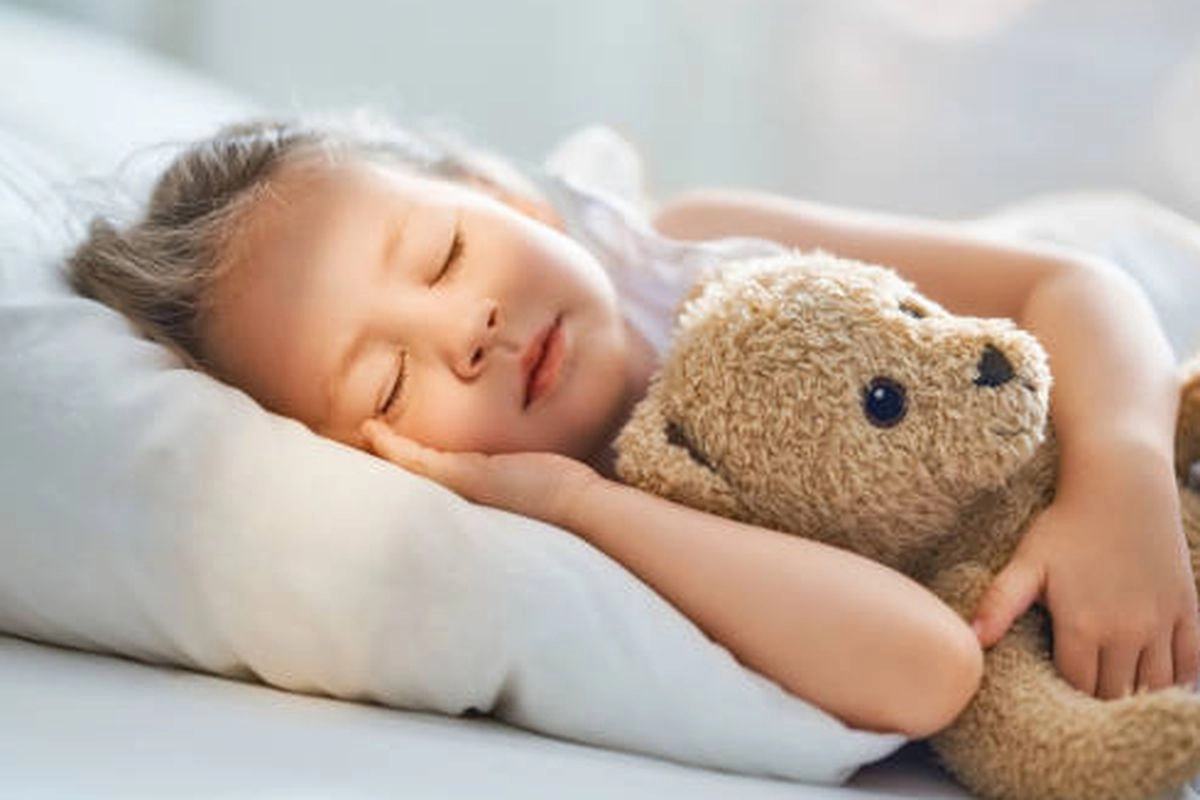 Anak Tidur Pakai AC saat Cuaca Panas Bisa Lebih Mudah Dehidrasi, Ini Kata IDAI