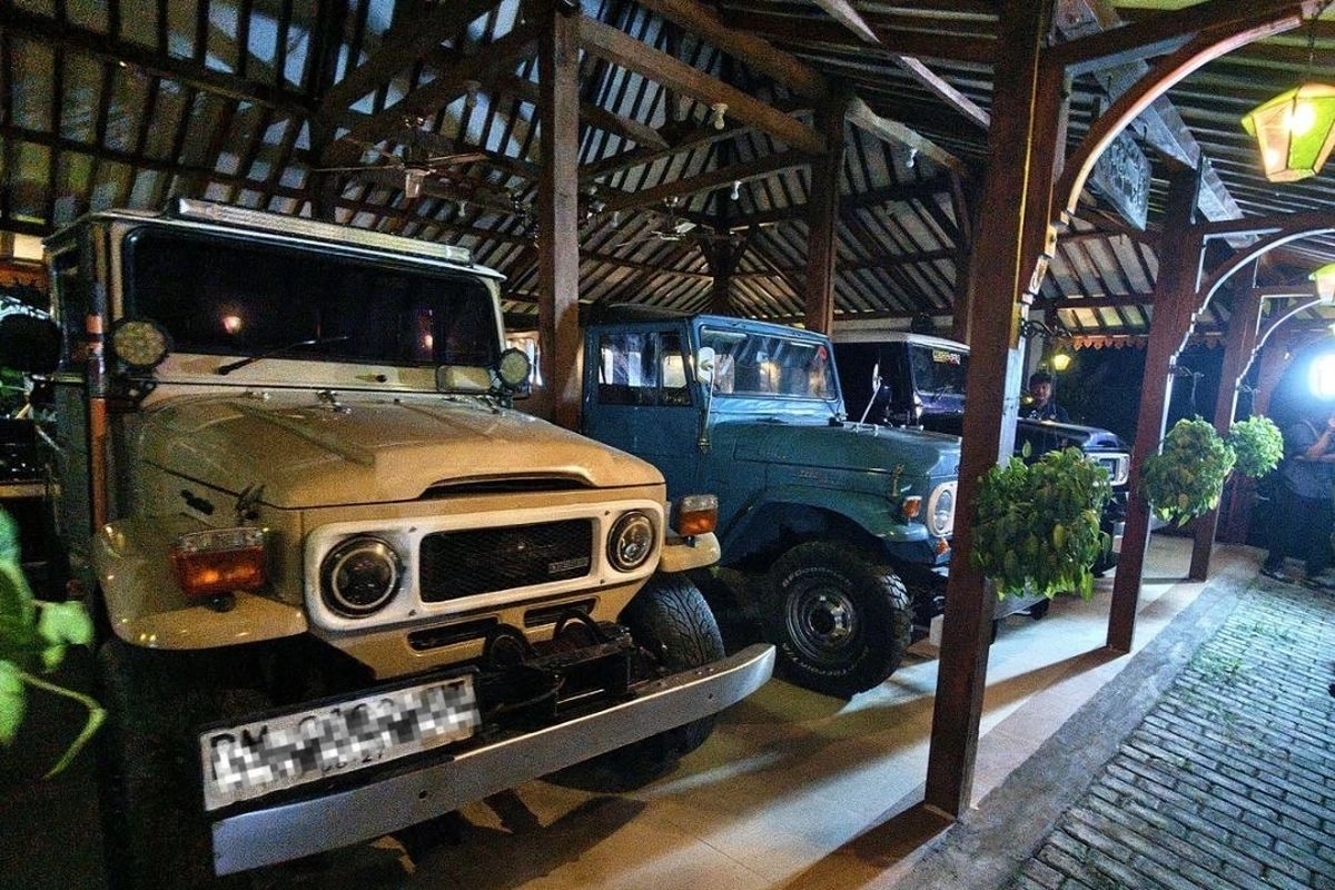 KPK Sita 4 Mobil Eks Bupati Ponorogo Sugiri Sancoko