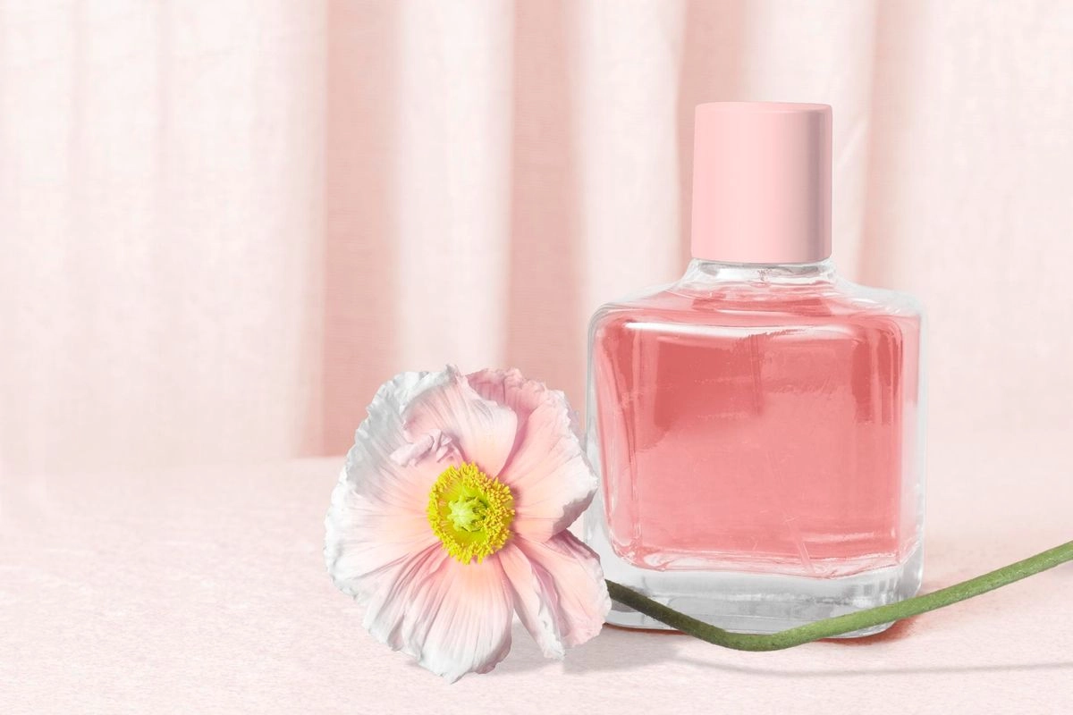 4 Bahaya Pakai Parfum Dewasa pada Anak dan Remaja, Orangtua Harus Tahu