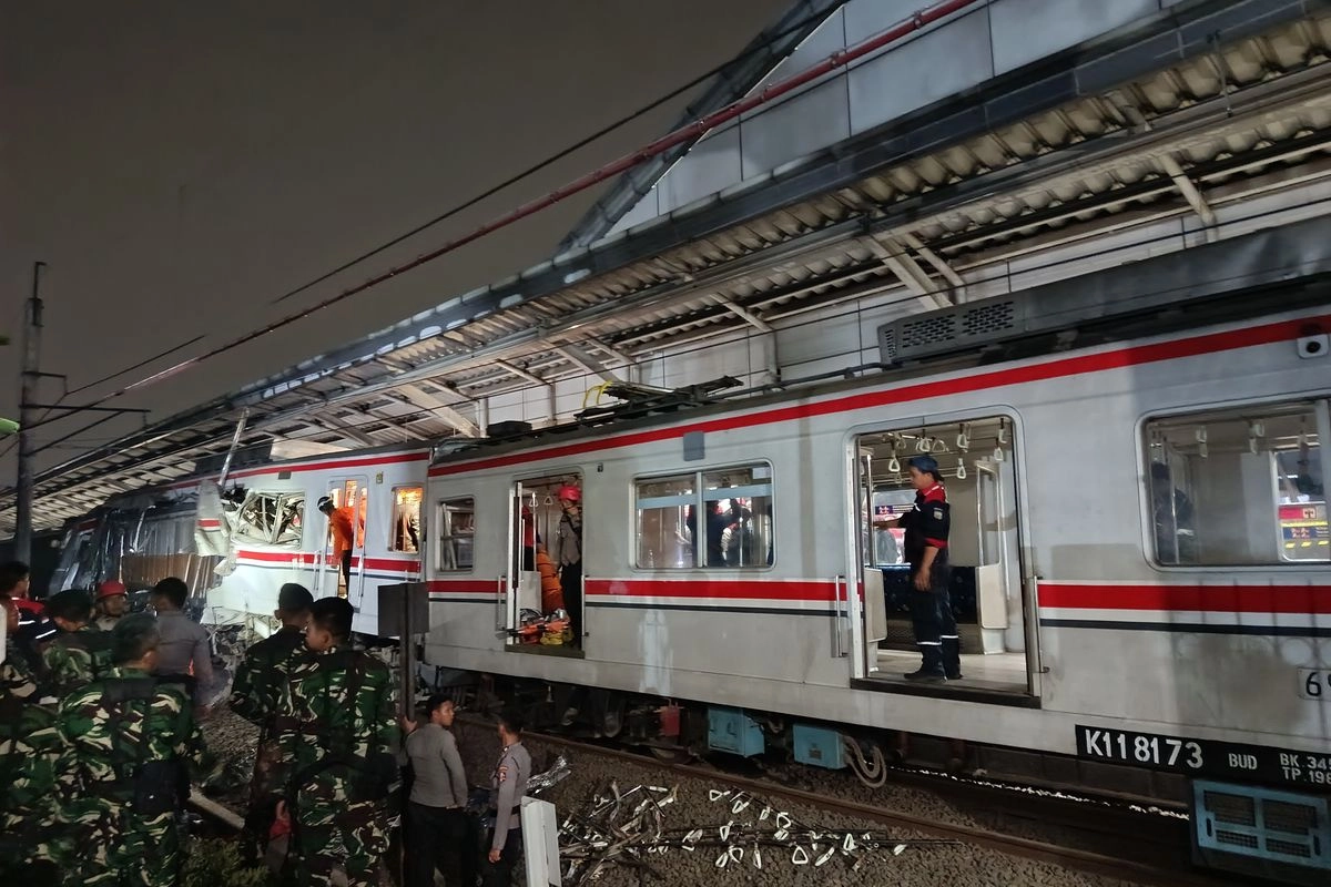 Menhub Ungkap KA Argo Bromo Melaju 108 Km/jam Sebelum Tabrak KRL di Bekasi Timur