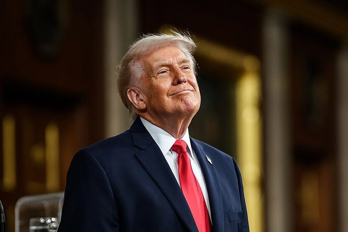 Trump Tahan Serangan ke Iran Usai Diperingatkan Negara Teluk soal Haji
