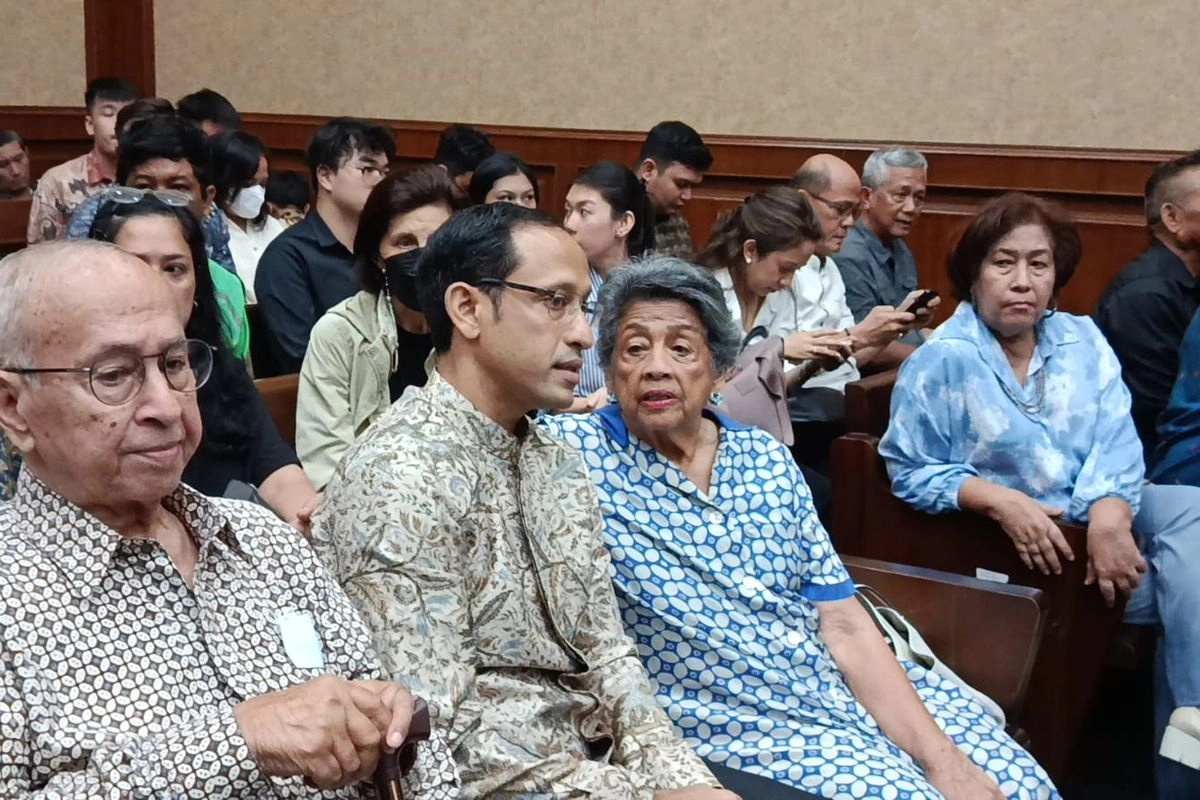 Cerita Orangtua Nadiem Tetap Ikuti Sidang Meski Berusia Senja