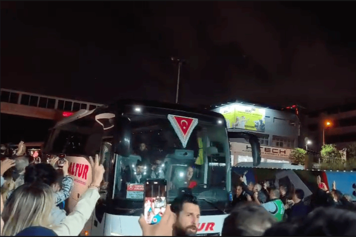 Suasana Kedatangan 9 WNI dan Aktivis Global Sumud Flotilla di Istanbul