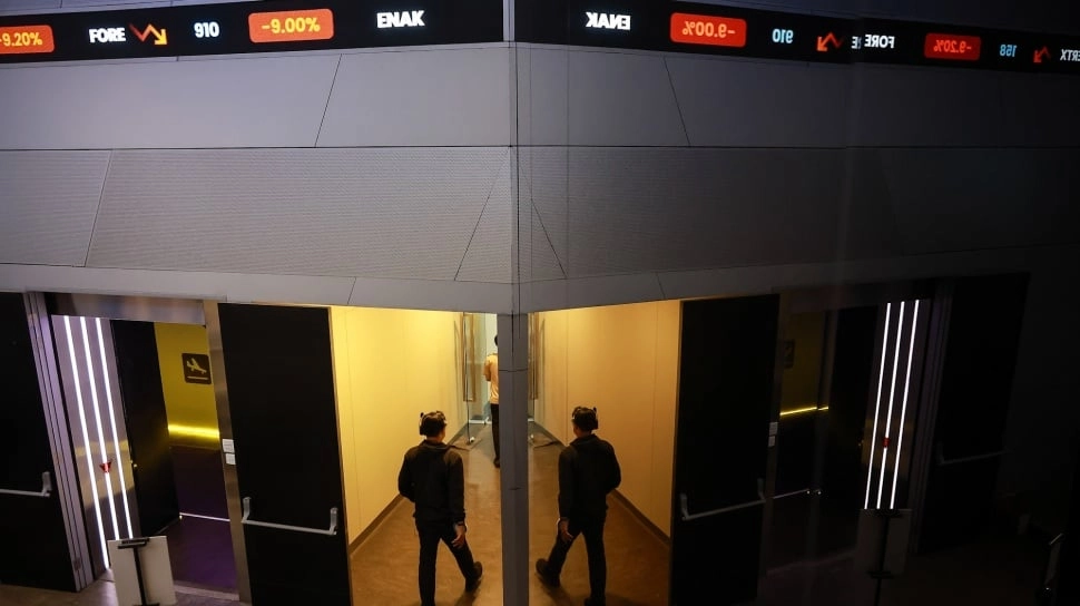 Market Cap IHSG Terpangkas Rp1.000 Triliun, Rupiah Anjlok: S&P Beri Sinyal Bahaya