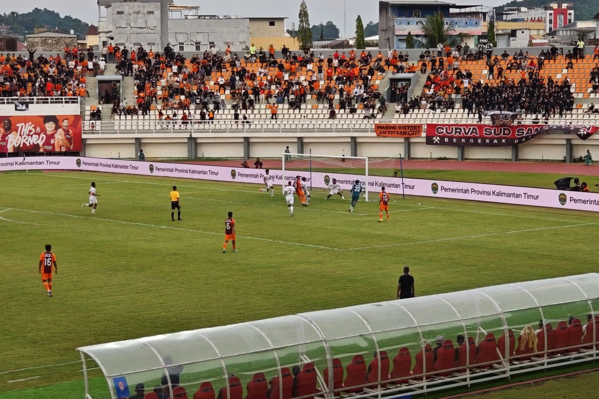Borneo FC Mengamuk Cetak 4 Gol dalam 27 Menit, Tekan Persib