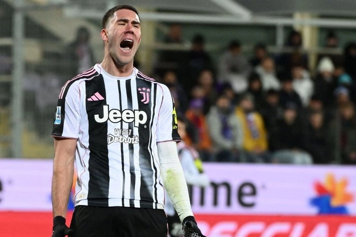 Saingi Barcelona, Real Madrid Ikut Buru Dusan Vlahovic