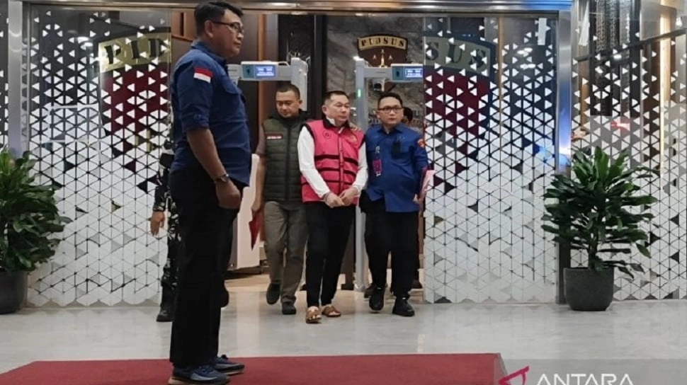 MAKI Ungkap Alasan Korupsi Tambang Bauksit Aseng Mulus Bertahun-tahun: Ada Beking Pejabat!