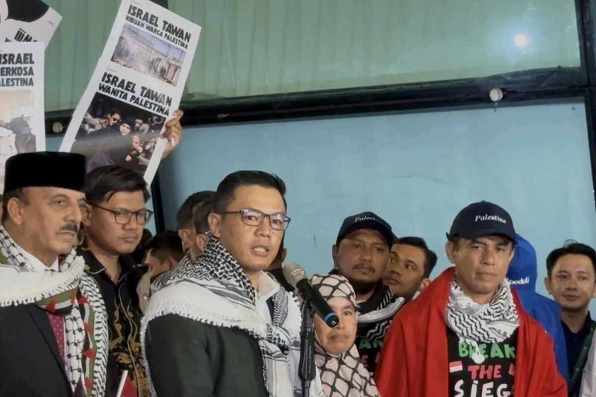 9 WNI yang Sempat Ditahan Israel Akhirnya Tiba di Tanah Air