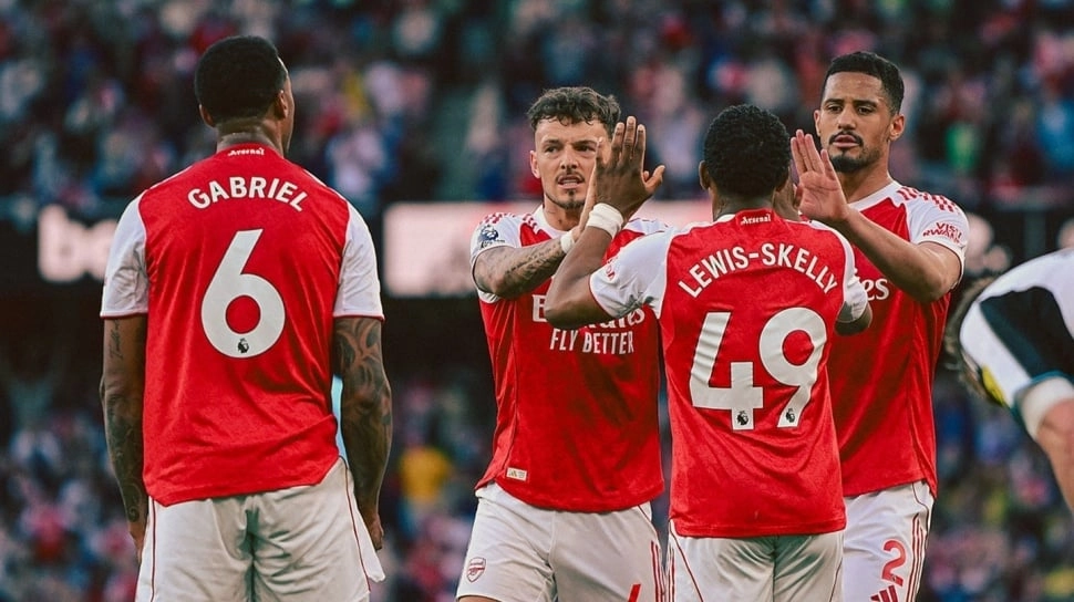 Arsenal Jadi Klub Pertama Liga Inggris Tanpa Kartu Merah dan Penalti