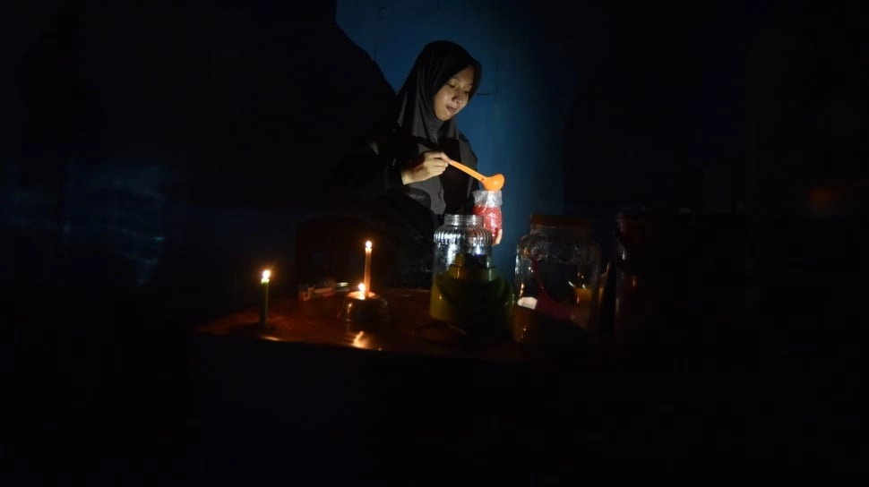 Bukan Sabotase, Ini Alasan PLN Butuh Waktu Lama untuk Pulihkan Listrik Sumatra