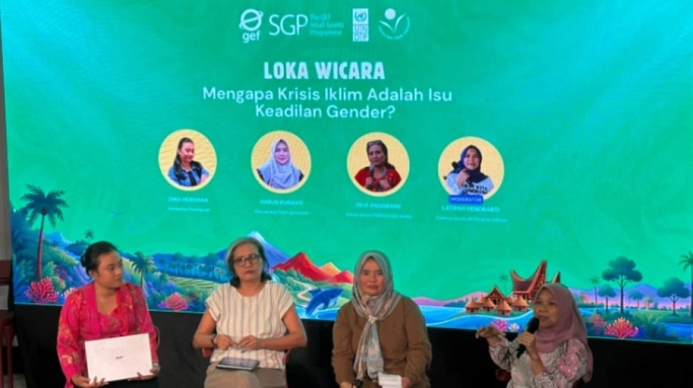 Dari Dapur hingga Ladang: Bagaimana Krisis Iklim Memengaruhi Kehidupan Perempuan?