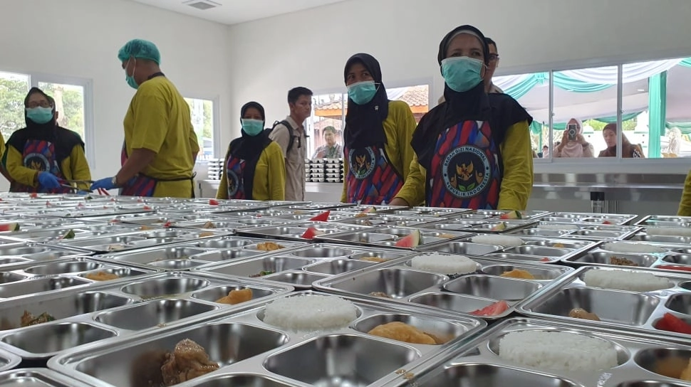Mafia Proyek Dapur MBG Gentayangan di Jabar, Duit Rp1,9 Miliar Melayang