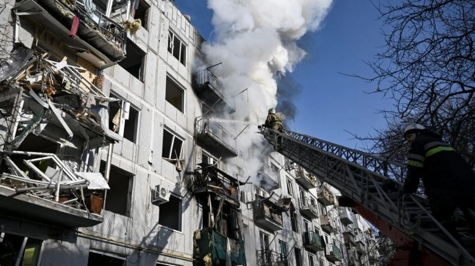 Perang AS-Iran 'Libur', Kini Rudal Hipersonik Rusia Hantam Kyiv