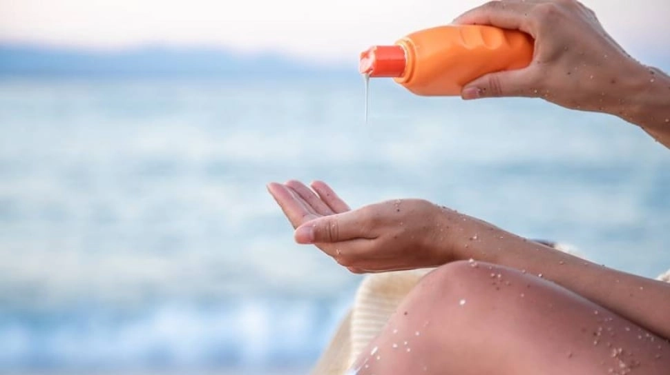 Sunscreen Apa yang Cocok untuk Olahraga? Ini 4 Rekomendasi Produk yang Waterproof