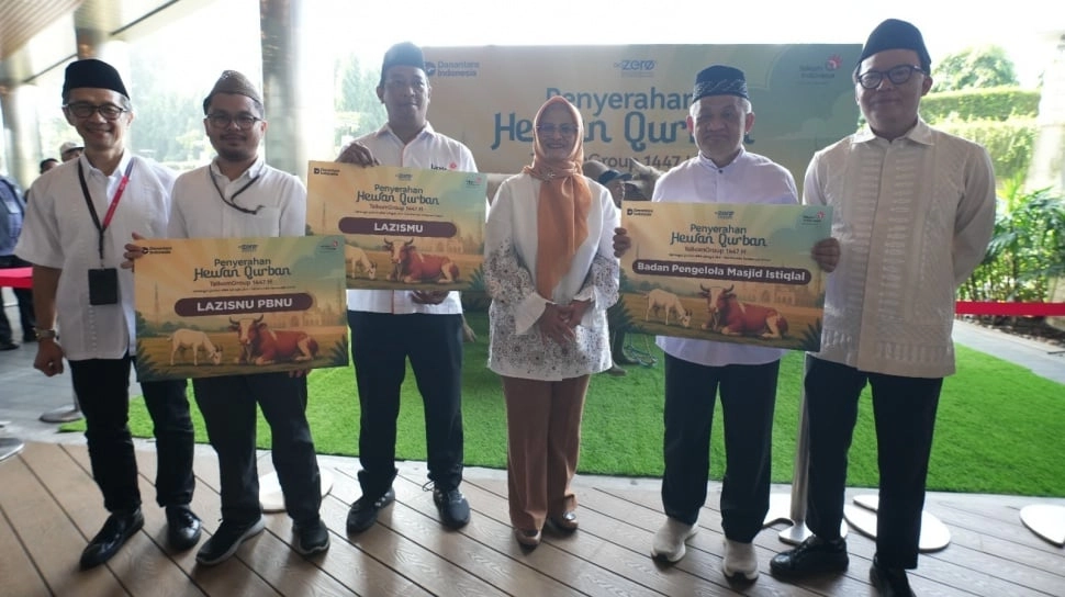 Wujudkan Semangat Berbagi Hari Raya Iduladha, TelkomGroup Salurkan 910 Hewan Kurban untuk Masyarakat