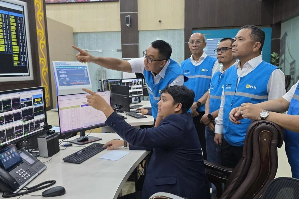 Listrik Sumatera Kembali Normal, Dirut PLN Turun Langsung Kawal Pemulihan Sistem