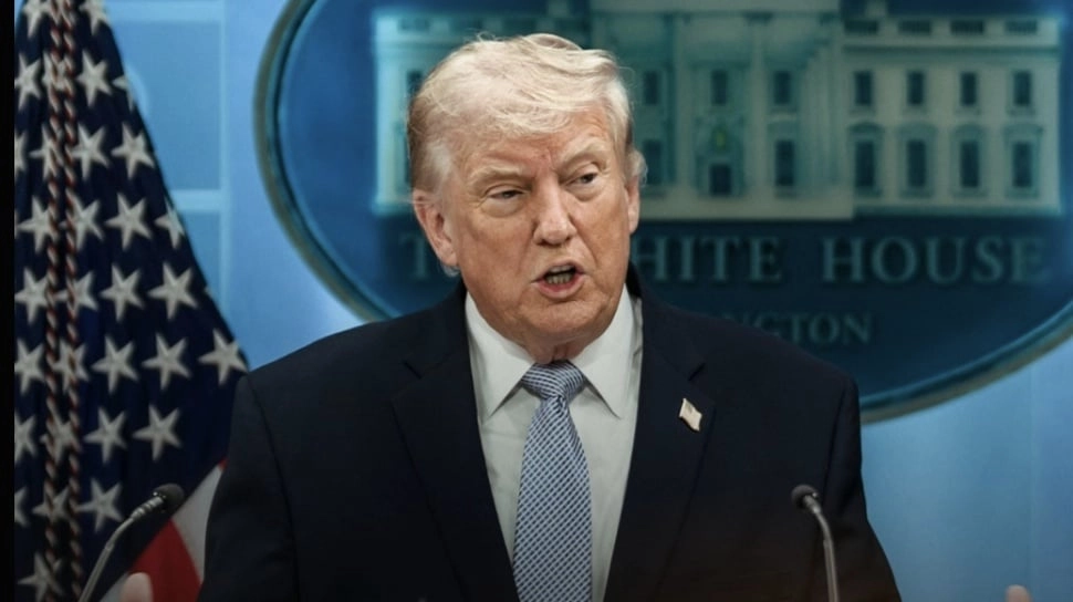 Trump Desak Iran Serahkan Uranium ke AS di Tengah Negosiasi Damai
