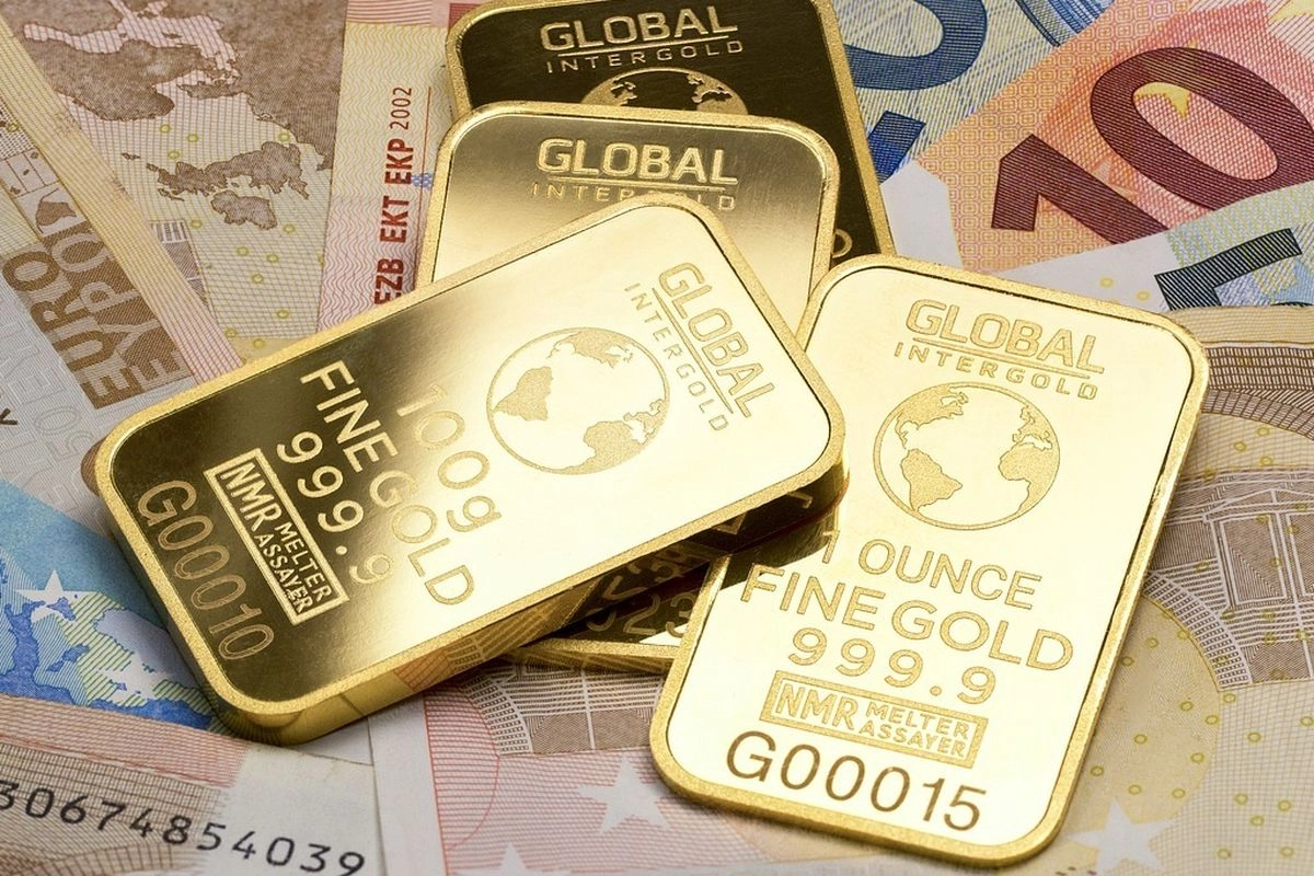 Harga Emas Dunia Diprediksi Melandai pada 2026, Investor Mulai Berpaling?