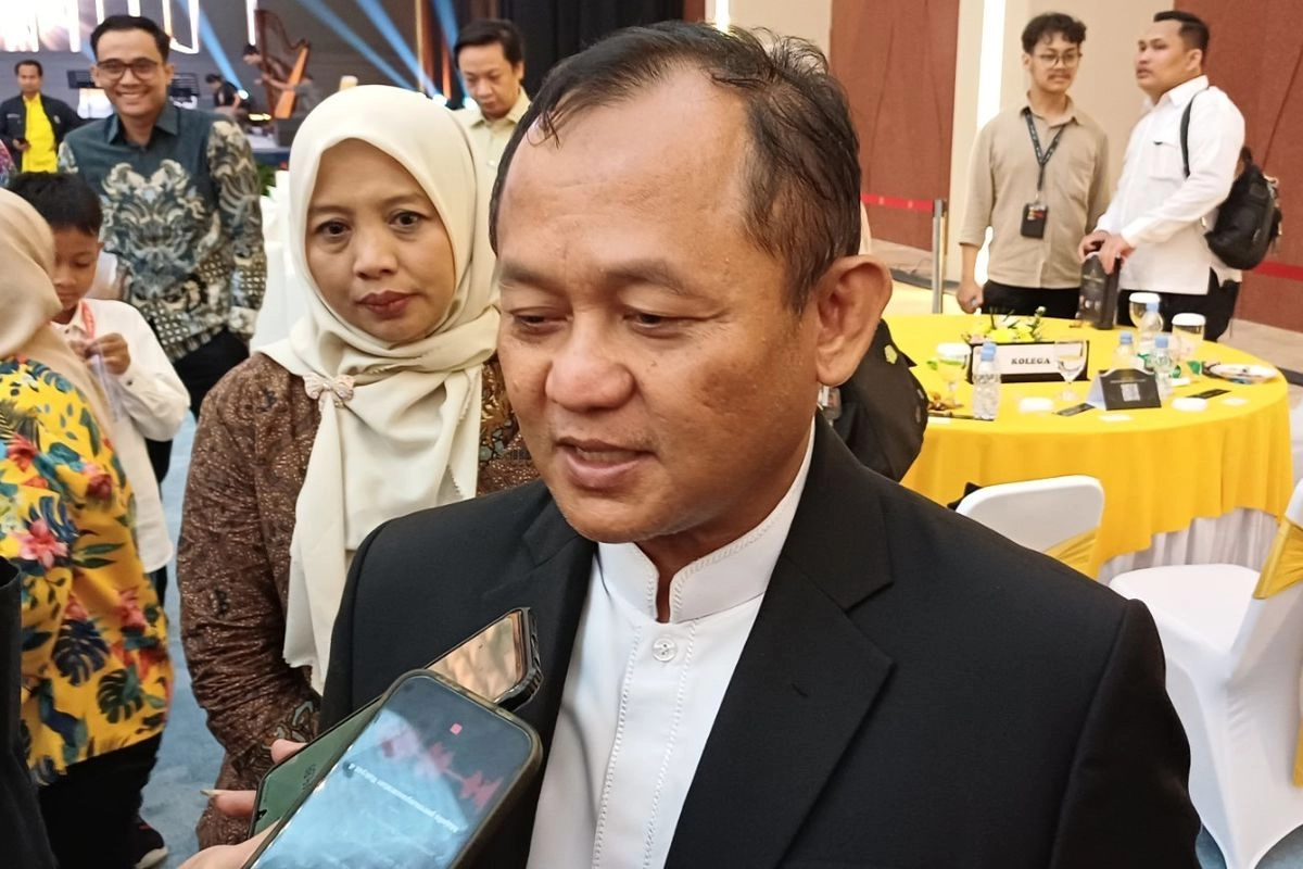 Tinjau Pelayanan Jemaah, Sekjen Golkar Ngaku Naik Haji sebagai Warga Biasa